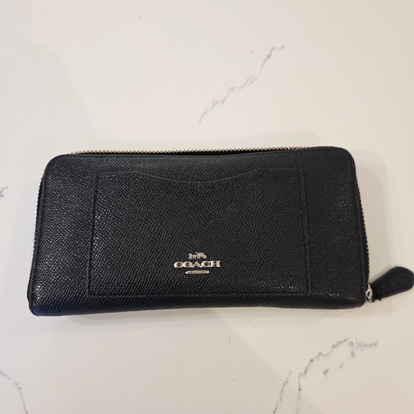 Coach Metallic Silver & Black Leather Accordion Zip Around Wallet - Picture 1 of 8